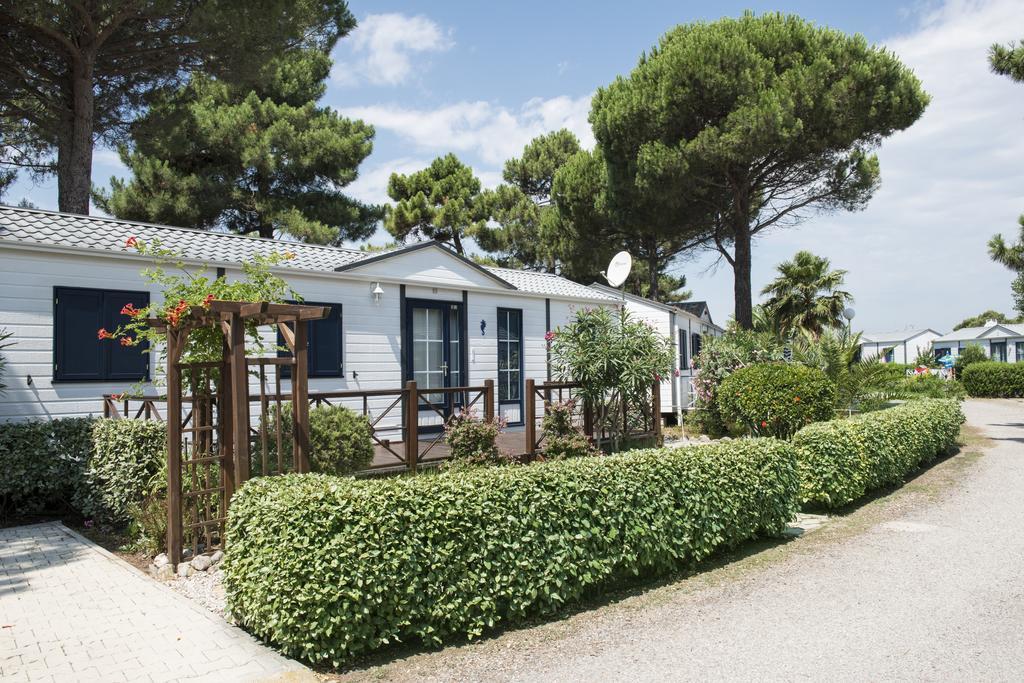 Domaine Les Muriers Vendres Ruang foto